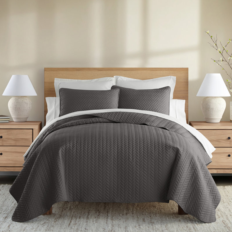 Antora Microfiber Modern & Contemporary Coverlet / Bedspread Quilt Set, Twin/Twin XL Coverlet + 1 Standard Sham, Gray