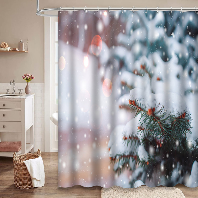 Rideau de douche Frosty Winter Pine Branches, L 72 po x l 78 po
