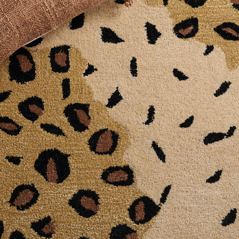 Tapis en laine et viscose touffetés à la main Nonia, Rectangle 5 pi x 8 pi