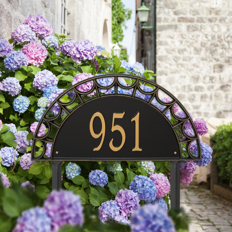 Signature Series 1-Line Lawn Address Sign, Gold, Black, Yes