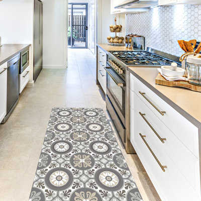Amel Argyle Water Resistant Non-Skid Kitchen Mat