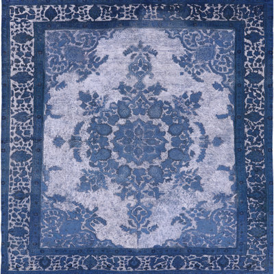 Tapis bleu Romainville