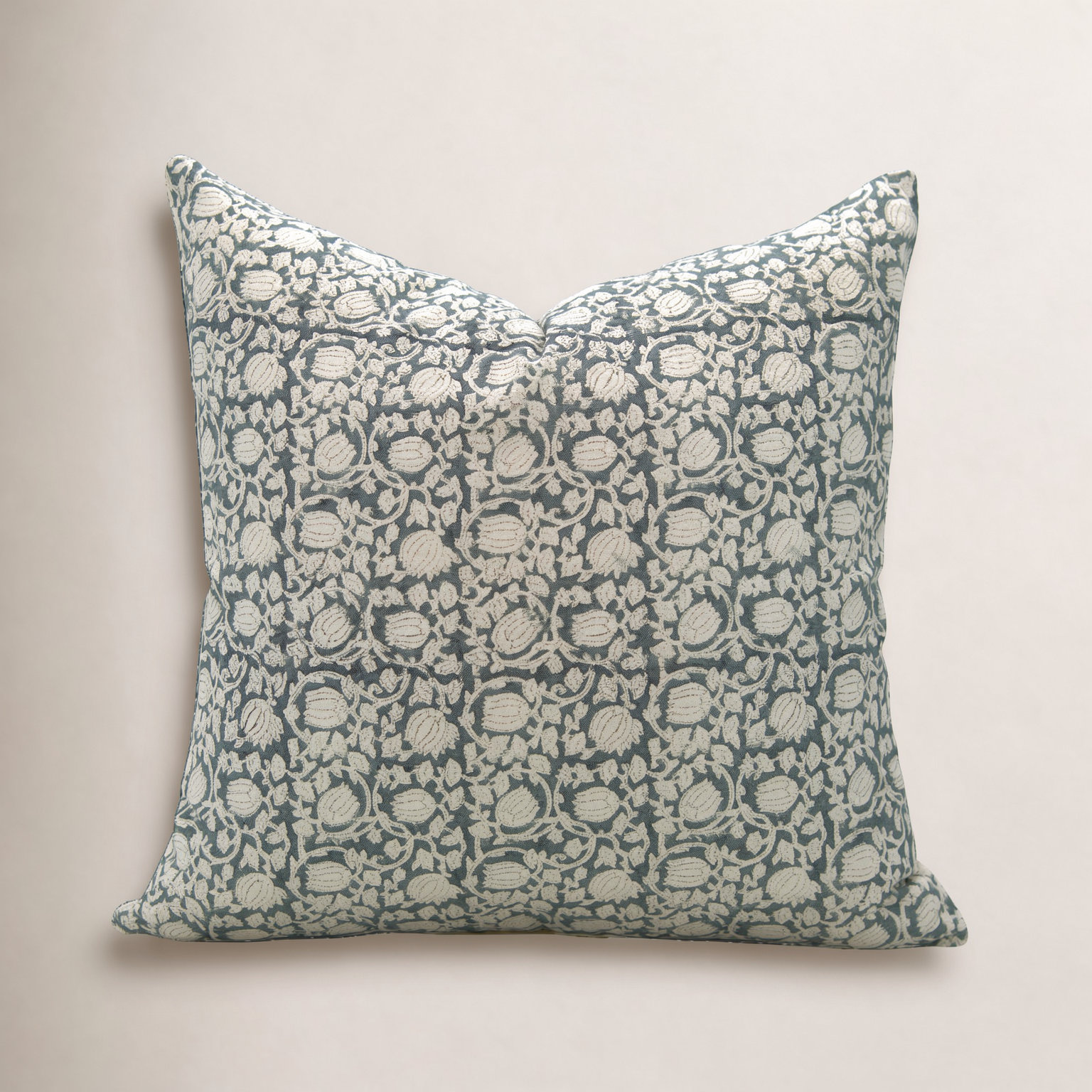 Wilkes Cotton Pillow Cover, 22" x 22"