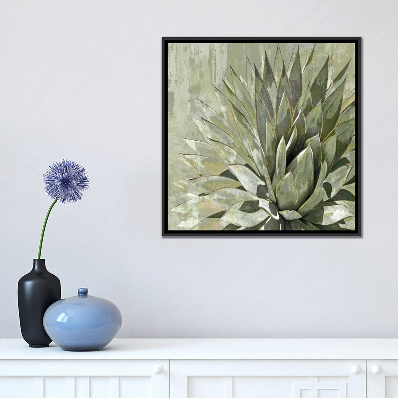 «Succulent V» par Lindsay Benson, reproduction sur toile tendue sur châssis, H 26 po x l 26 po x P 1,5 po, Pas de tapis