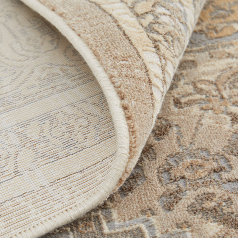 Neoma Southwestern Indoor Rug, Rectangle 5' x 7'6"