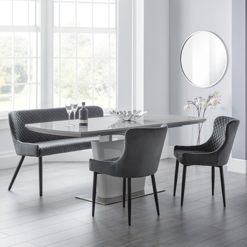 Wynnfield Dining Set