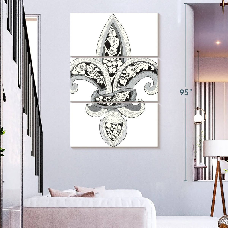 Fleur de lys ornée Kerner, H 74 po x l 48 po