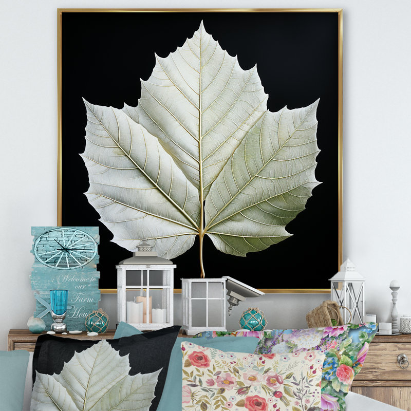 Feuilles noires et blanches sur verre, Cadre flottant doré, H 24 po x l 24 po x P 1 po