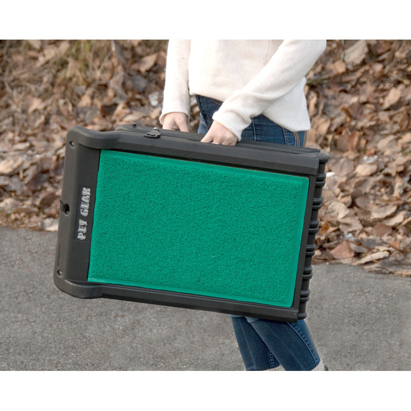 Portable Black and Green Bi-Fold Pet Ramp with Supertrax