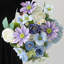 Ornements de fleurs simulées