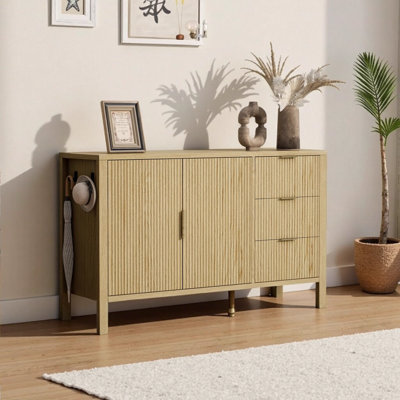 Buffet moderne à motif de vagues avec 3 tiroirs, grande armoire de rangement de 55,1 po avec crochets réglables et pieds centraux supplémentaires pour le salon, l'entrée et le couloir - Naturel