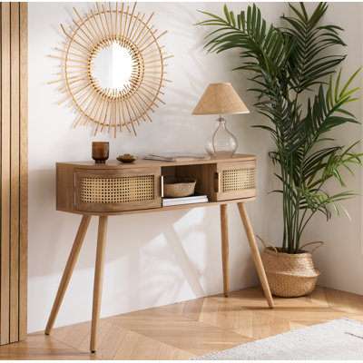 Amanni Piece Bedroom Set