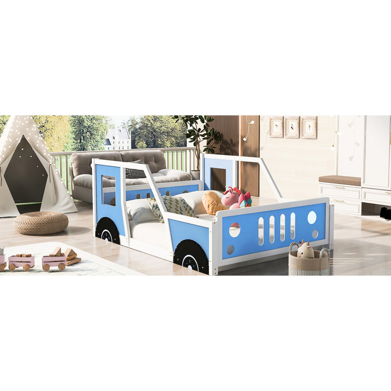 Lit bleu en forme de voiture pleine grandeur avec roulettes - Fabrication en pin et portes de style voiture Fenêtres pour intérêt Rails à lattes prêts pour le matelas Assemblage simple requis Classic In Made Caractéristiques supplémentaires Allure