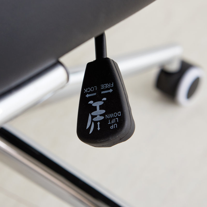 Fauteuil de bureau ergonomique pivotant avec dossier en cuir côtelé, Chrome chrome, Noir