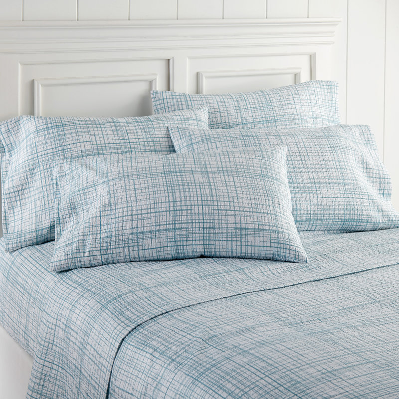 Seersucker Sheet Set, Full + 4 Pillowcases, Crosshatch