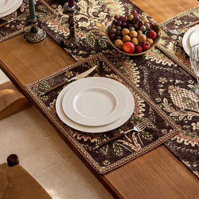 Vintage Paisley Scroll Placemats 12x18 Inch Non-Slip Beige Set of 2