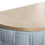 Table basse en chenille bleu sarcelle clair