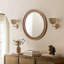 Miroir mural rond avec cadre en bois d'hévéa sculpté, 25,8 po de diamètre