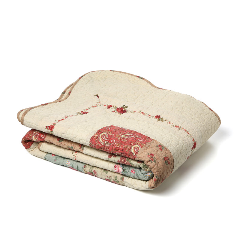 Traditional Cotton Floral Quilt, Queen