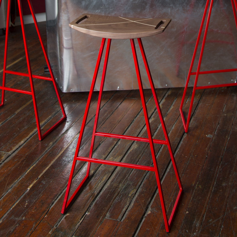 Tabouret de bar et de comptoir Robert, Noyer, Rouge, Tabouret de bar (siège d'une hauteur de 30 po)