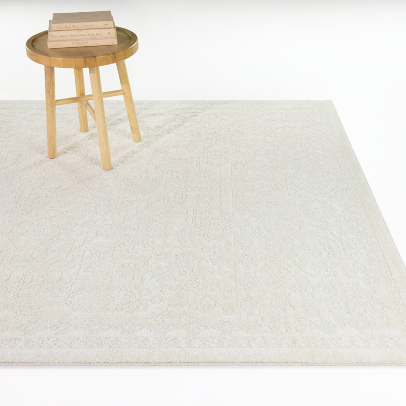 Macedonio Cream Persian Traditional Area Rug, Cream, 5'3" x 7'