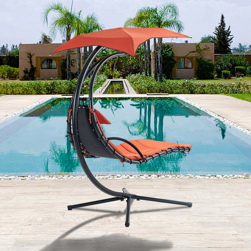 Chaise longue suspendue avec auvent amovible