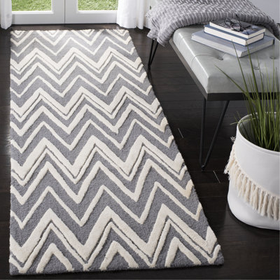 Ellicott Hand Tufted Wool Chevron Rug