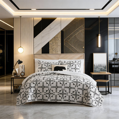 Queen Cotton Reversible Quilt Set With Shams - Arrowhead Charcoal, Luxurious