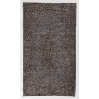 Tapis turc recyclé de couleur grise 5,4 x 10 pi