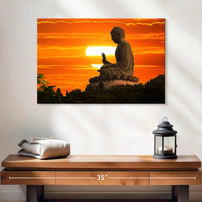 Bouddha au coucher du soleil