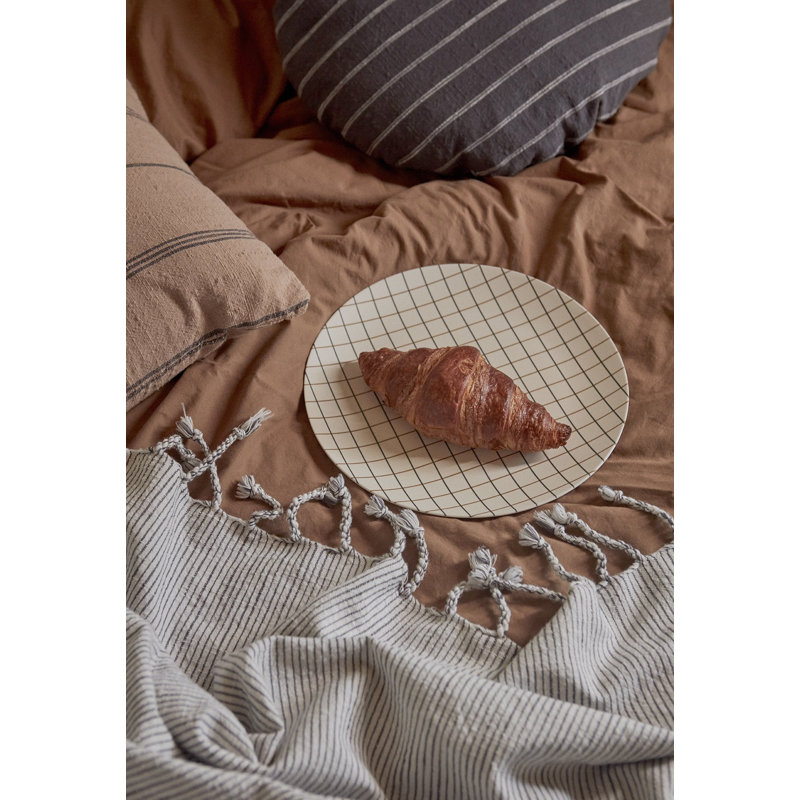 Gobi Coverlet, Off White/Anthracite Checkered