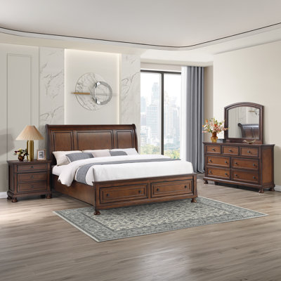 Eedie Wood Bedroom Set