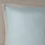 Édredon 8 pièces pour très grand lit, conception de courtepointe et teintes taupe, intérieur, nettoyage facile pour le très grand lit, détail, mélange de bruns, rembourrage, entretien facile-120953453-120953456