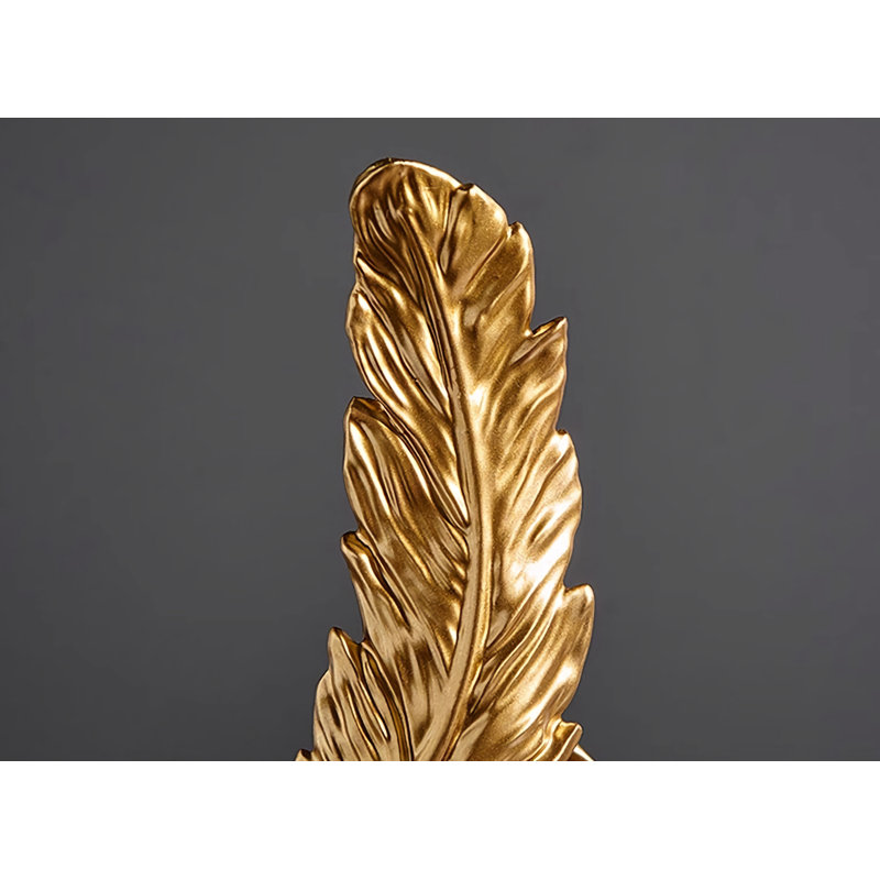 Laderek Figurines & Sculptures, Black/Gold