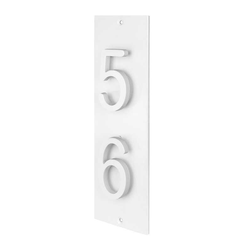 Plaque d'adresse verticale flottante en aluminium Royal Shade - numéros de maison à 2 chiffres personnalisés pour les espaces intérieurs et extérieurs