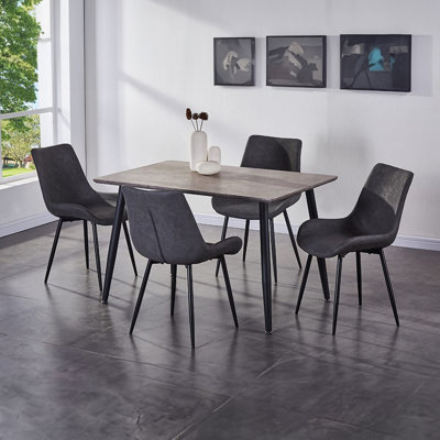 Ensemble repas pour 4 personnes Kyllikki