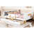 Light White est en rupture de stock