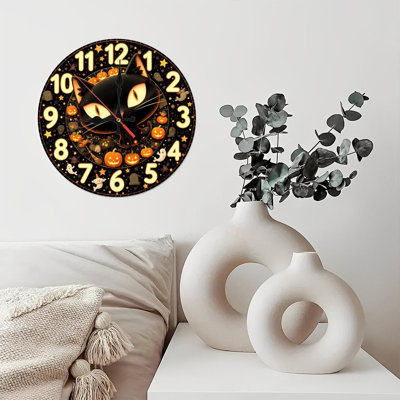 Halloween cat clock 