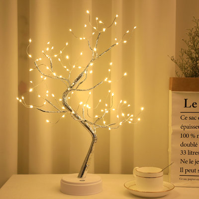 Jerrie Adjustable USB Desk Lamp