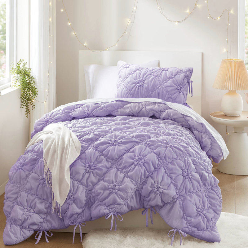 2 pièces d'édredon simple à motif floral mauve, avec une jolie courtepointe, une douceur semblable au nuage, une utilisation toutes saisons, floral avec une broderie décontractée, un froncement élastique, une microfibre respirante, sécuritaire et confortable pour