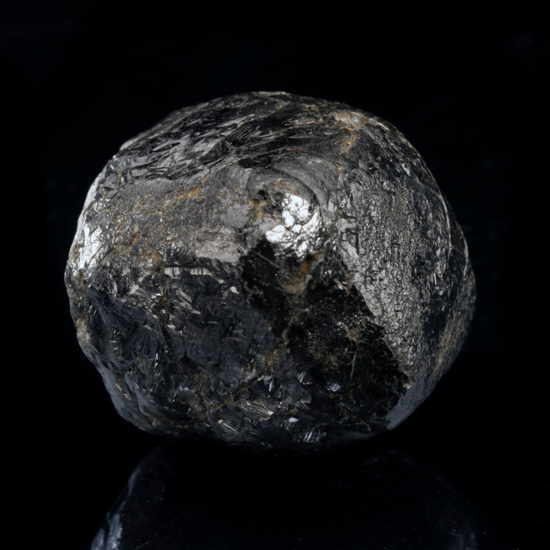 Cube de diamant noir brut naturel / 91,40 carats