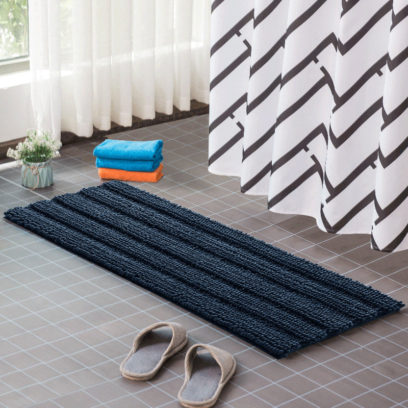 Tapis pour salle de bain en chenille douce Chenault, L 18 po x L 48 po, Bleu marine