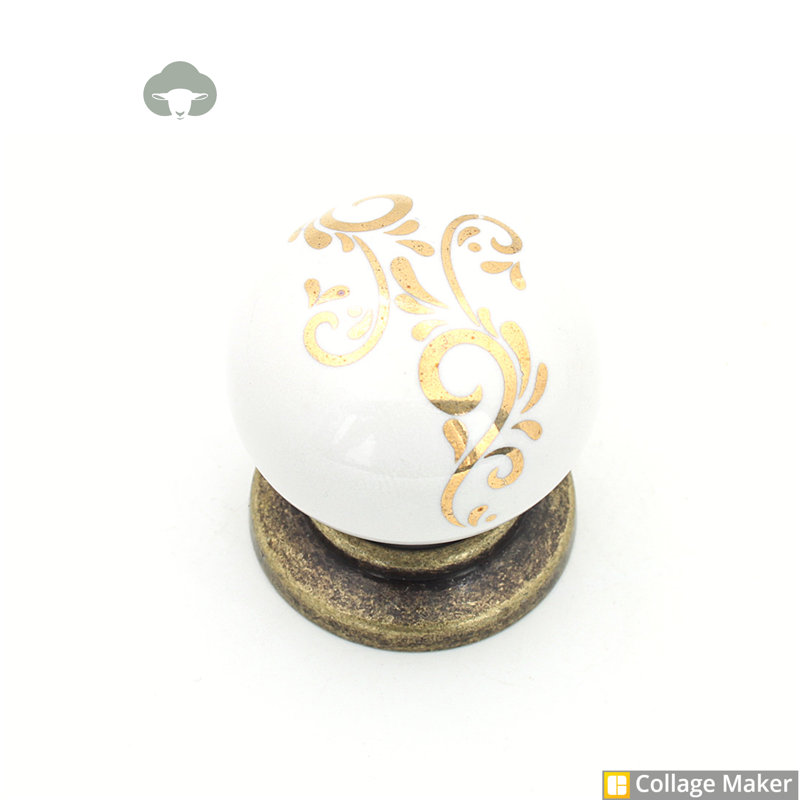 Divine 33mm Diameter Round Knob