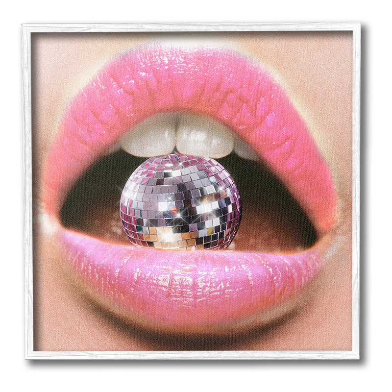 BitingDiscoBallGicleeArtbyZiweiLi, H 17 po x l 17 po, Giclée encadrée blanc bord de mer