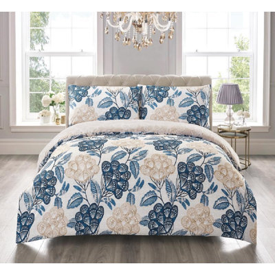 Duvet Cover Set with Pillowcases Cotton Rich Damask Pattern Bedding Soft Easy Care Wrinkle Resistant and Durable