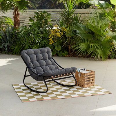 Chaises longues d'extérieur revêtues de métal Tapasi