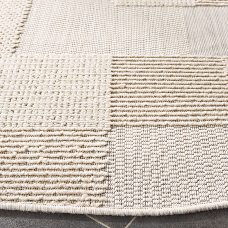 Tapis d'intérieur / extérieur à motif géométrique Sanchia Performance, Rond 6 pi 7 po
