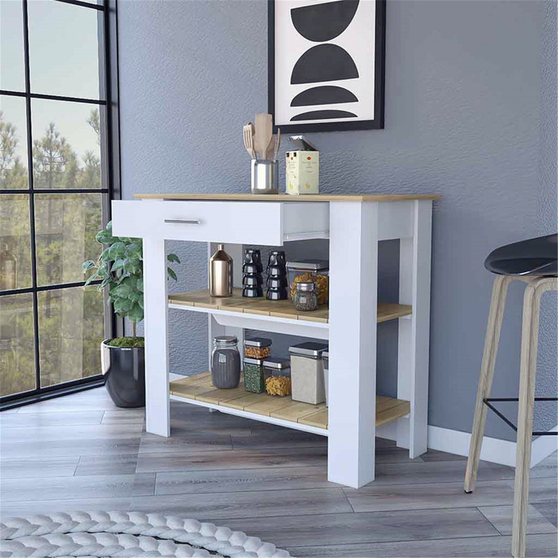 Îlot de cuisine polyvalent avec rangement abondant et conception pratique