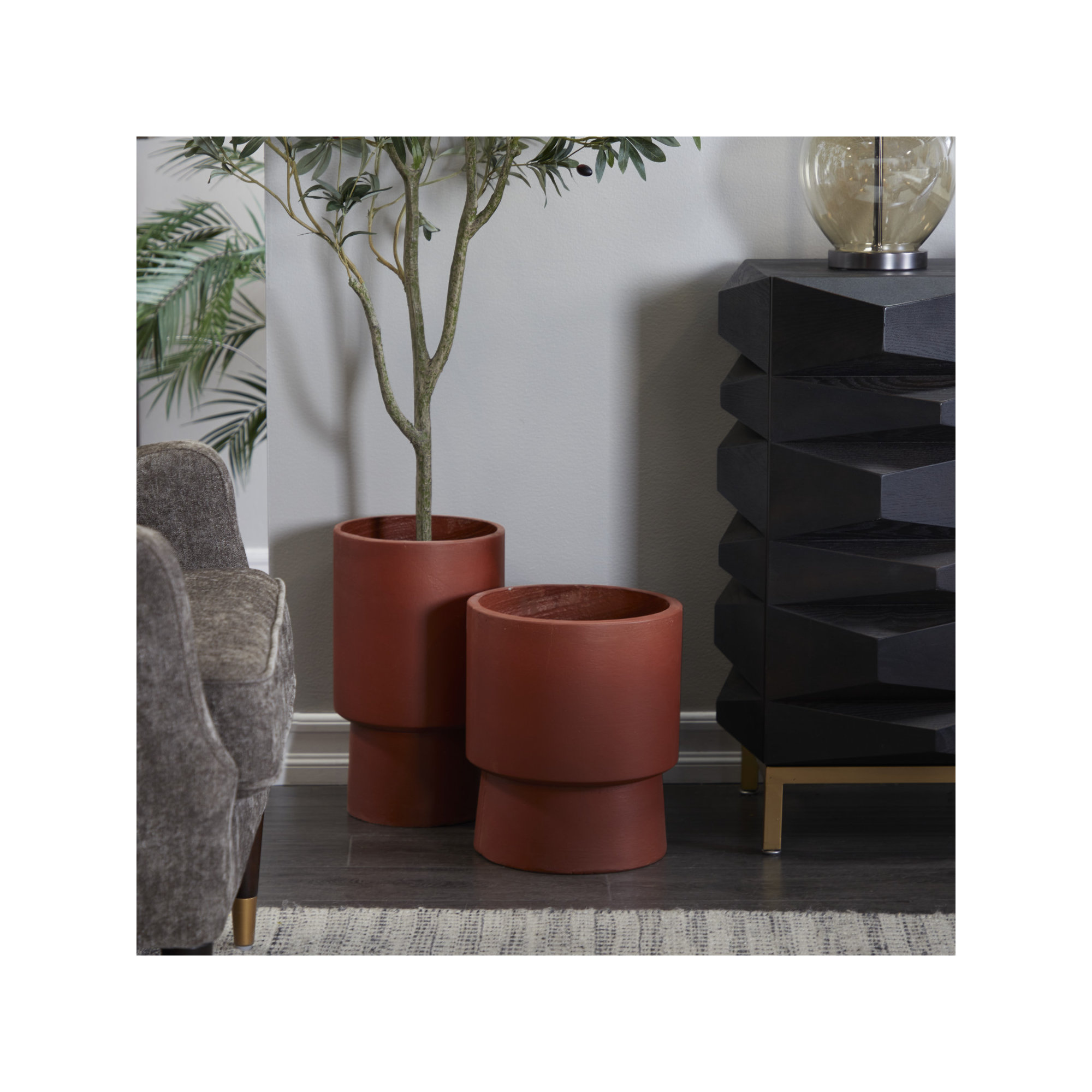 Robbins Pot Planter - Set of 2, Red, 16.55" H x 9.85" W x 10.3" D