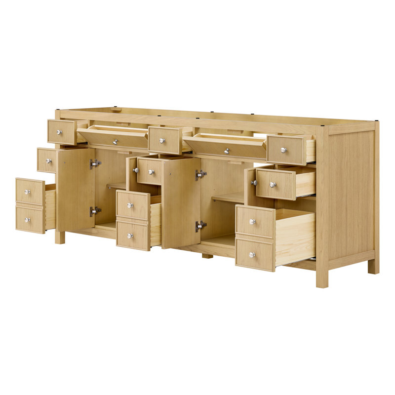 Meuble-lavabo double Rian de 213 cm (84 po) en chêne scandinave, sans comptoir ni lavabo, garniture en nickel brossé